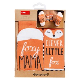 002) Foxy mama, clever little fox