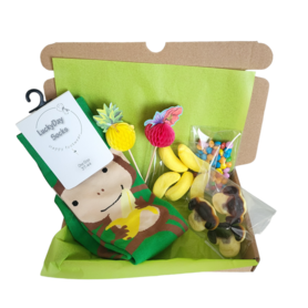 Box 20) Apentrots of apenkop